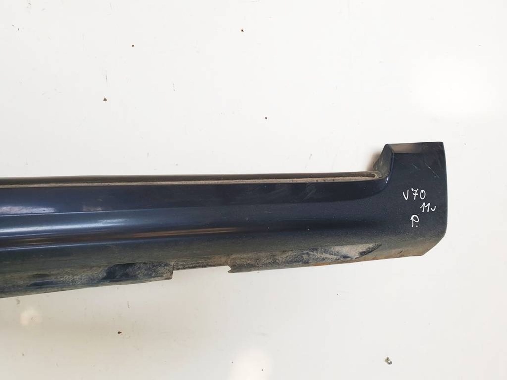 фото №6, Volvo v70 iii 2011r молдинг накладка порог порог правая