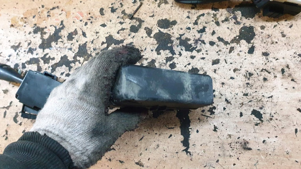 фото №1, Suzuki swift mk6 коробка запобіжників 1.3 ddis