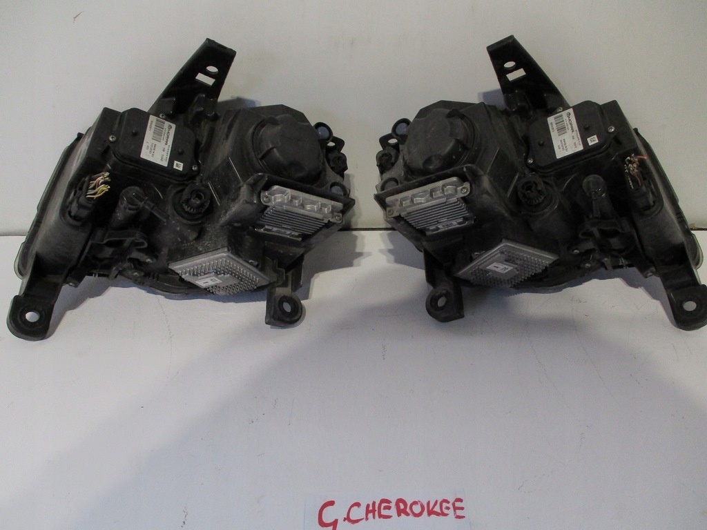 фото №7, Лампа bixenon jeep grand cherokee m167608 права