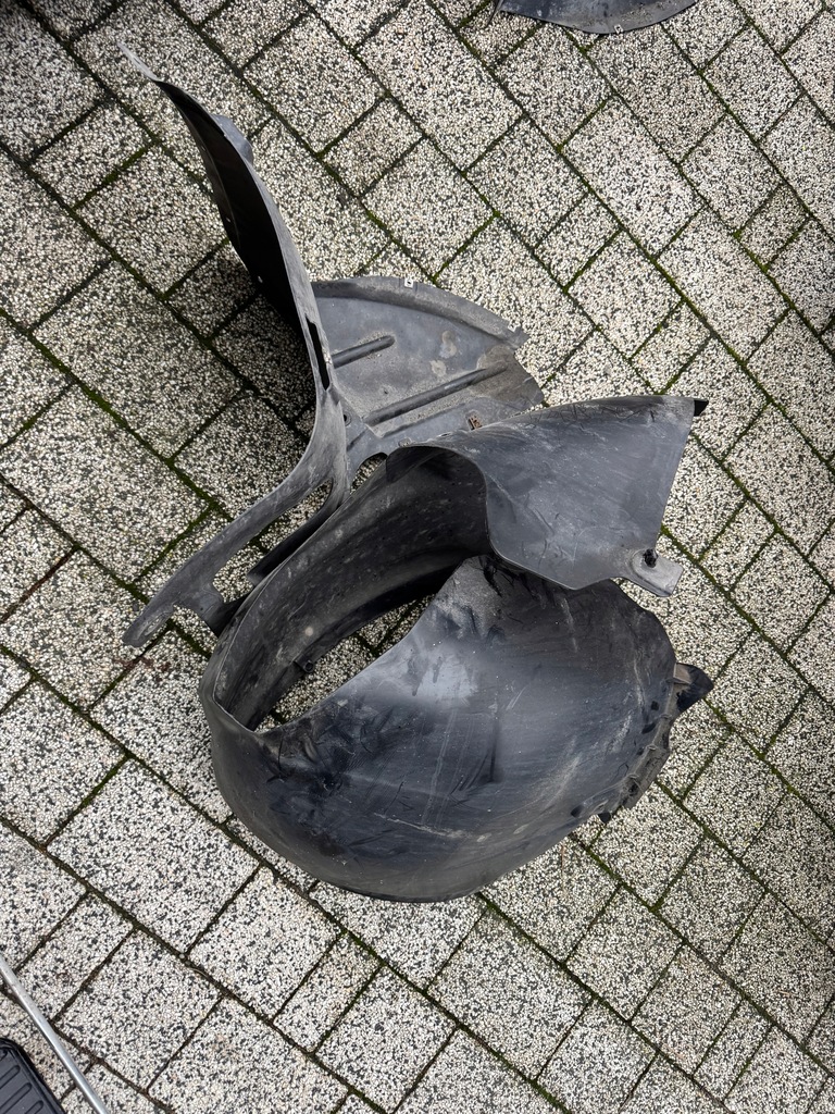 фото №1, Audi a3 s3 8p підкрилок ліва лівий перед 2 частини комплект