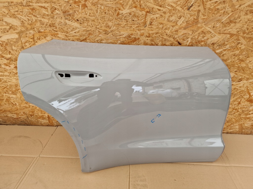 фото №1, Porsche taycan дверь правое задние 9j1833052