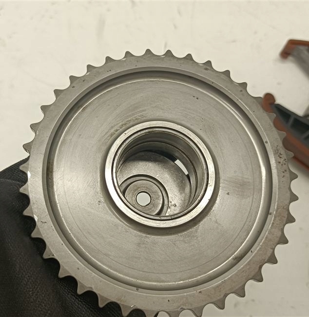 фото №8, Грм направляющие натяжитель колесо зубчатое vw phaeton 3d audi a6 c6 3.0 tdi bmk