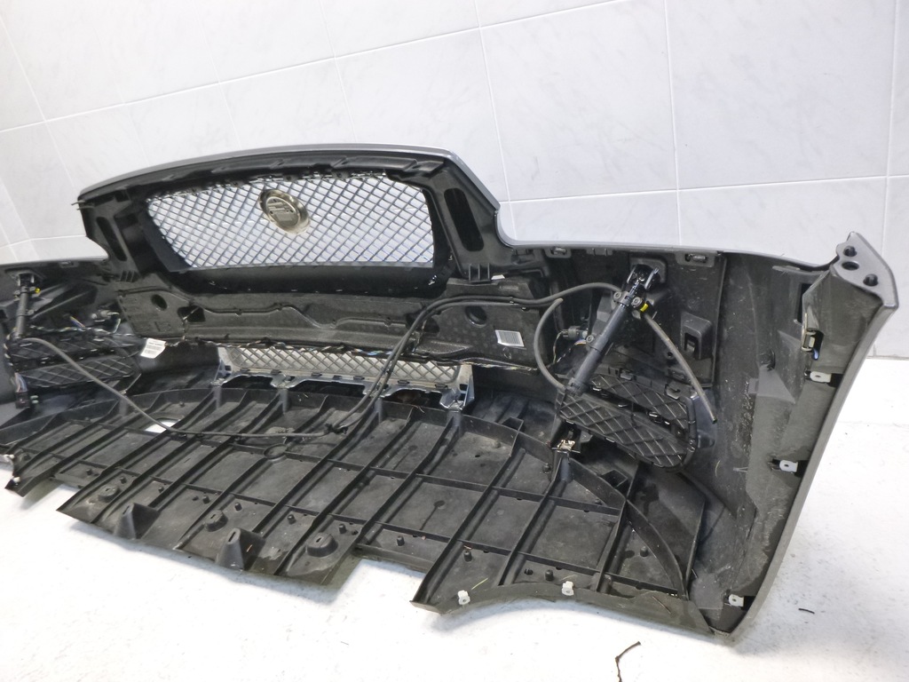 фото №14, Jaguar xj x351 бампер передній перед 4 pdc