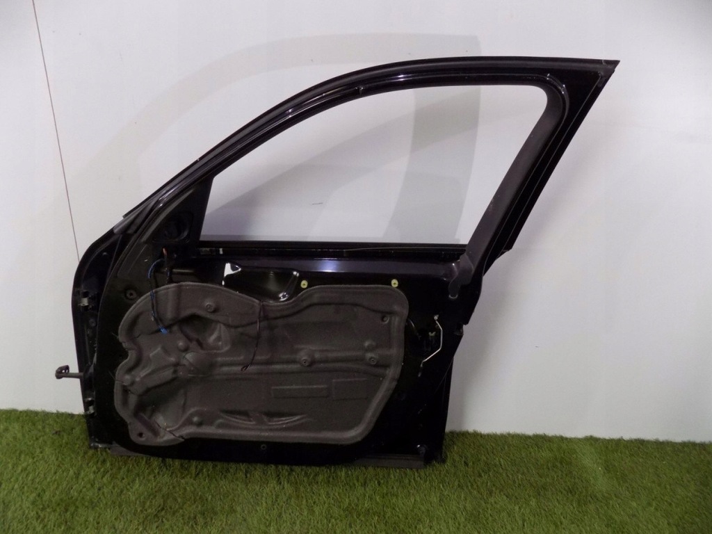 фото №10, Bmw x1 e84 - дверь передние правая - 023