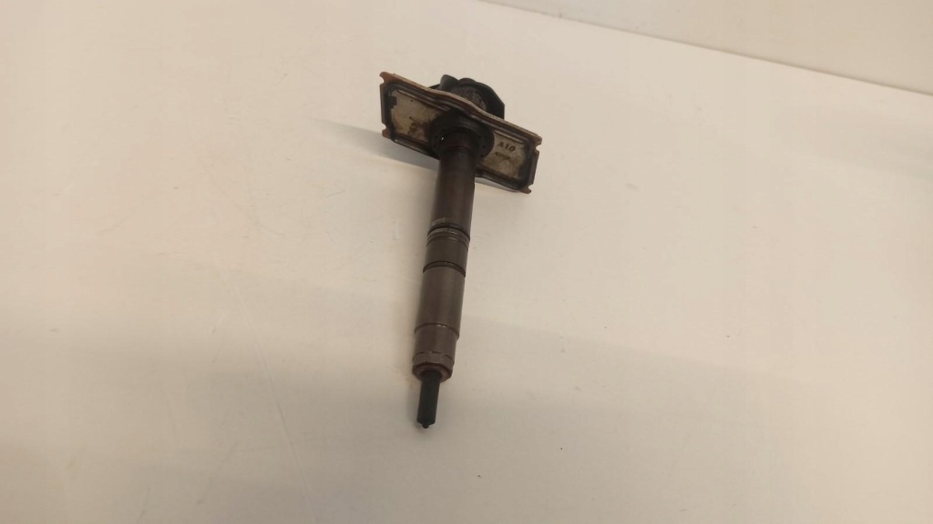 фото №1, Audi a5 8t форсунка 2.0 tdi 03l130277