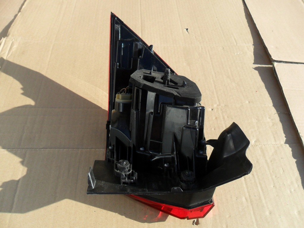 фото №12, Vw tiguan ii 5na права лампа задня 5na945096c