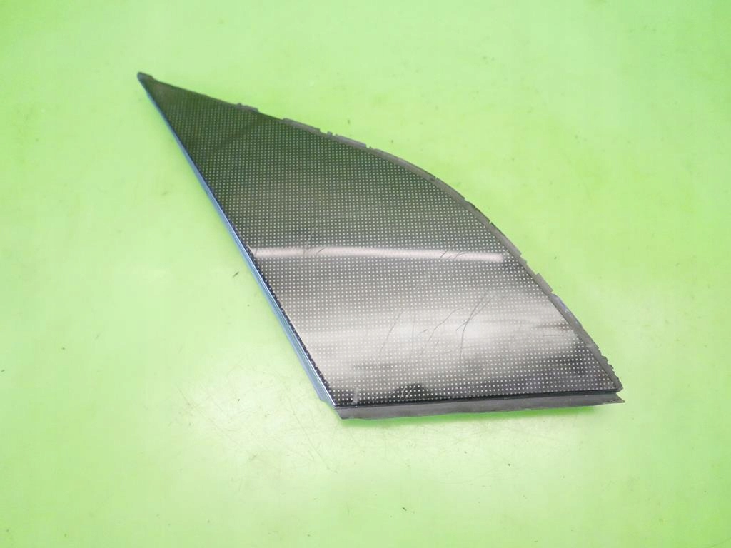 фото №1, Треугольник заглушка крыла правая mercedes w245 b180