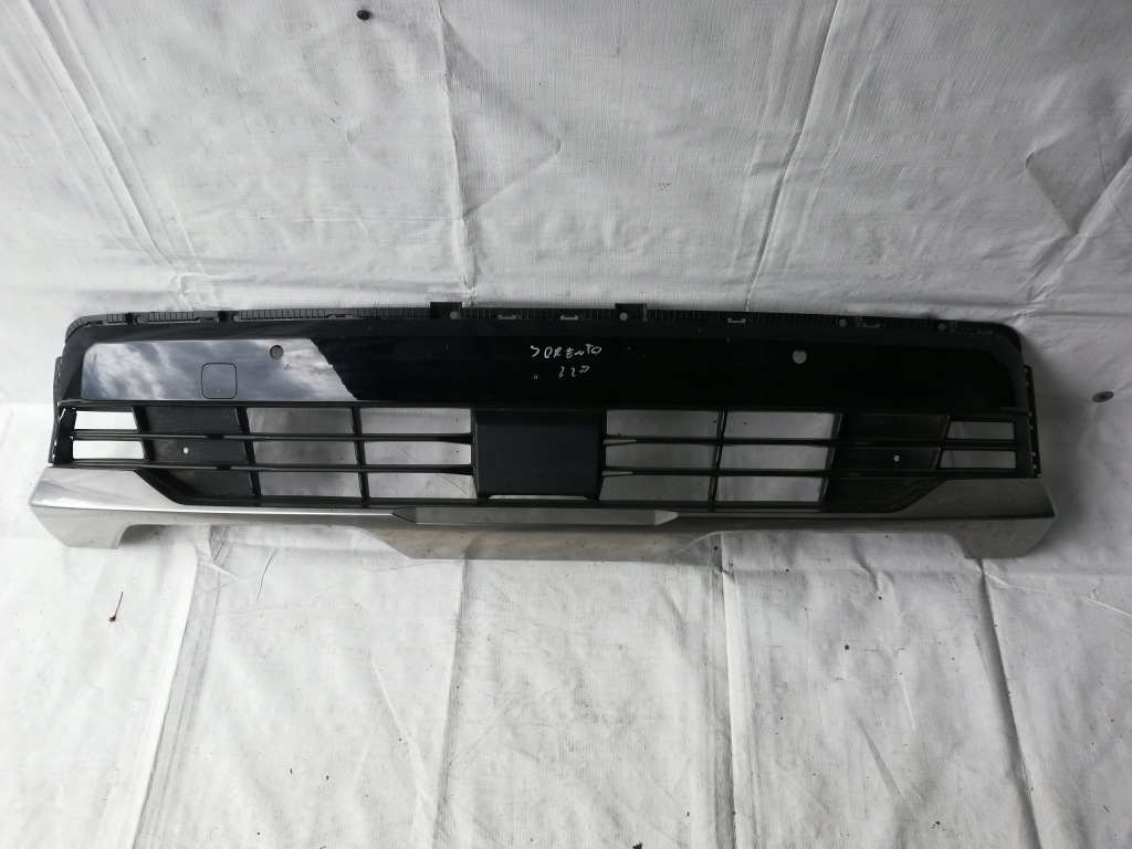 Купить Kia sorento 20- решётка бампера передний