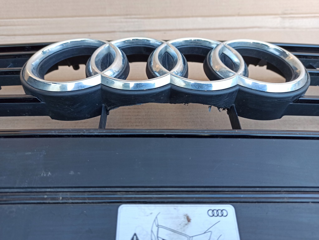 фото №8, Решітка радіатора решітка радіатора audi a6 c8 4k0853651c pdc