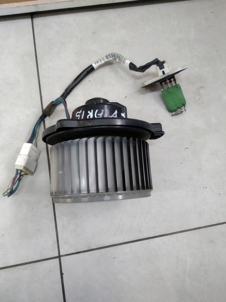 фото №1, Воздуходувка обдув вентилятор toyota yaris i honda 194000-0821