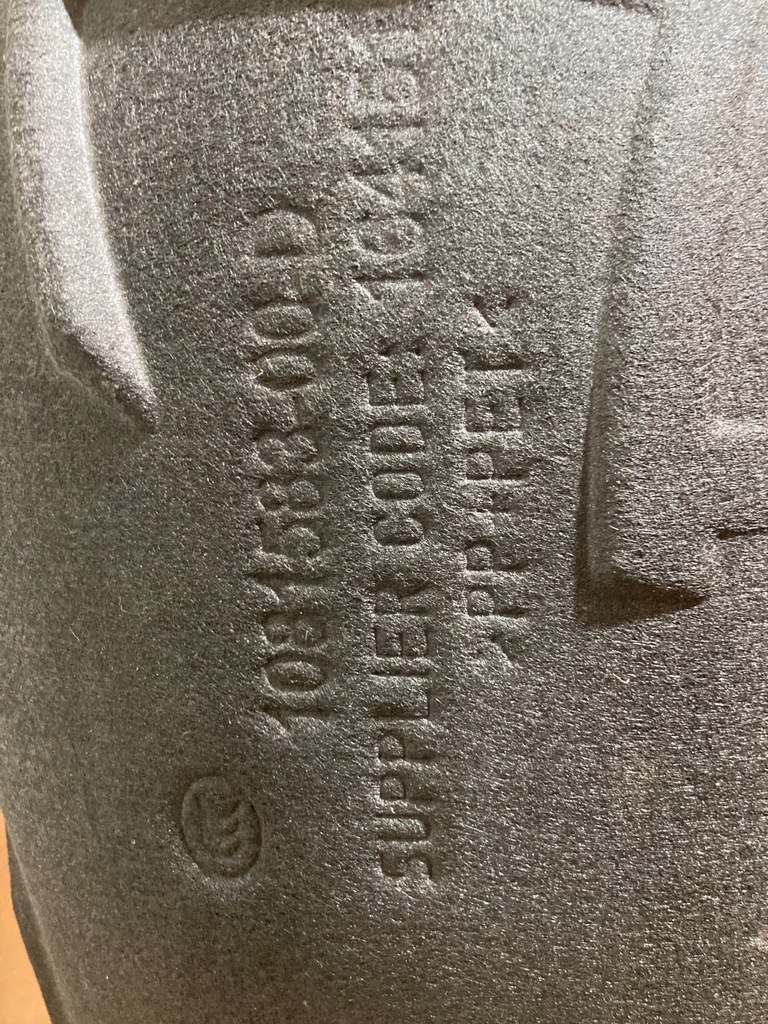 фото №3, Подкрылок левая задние tesla model 3