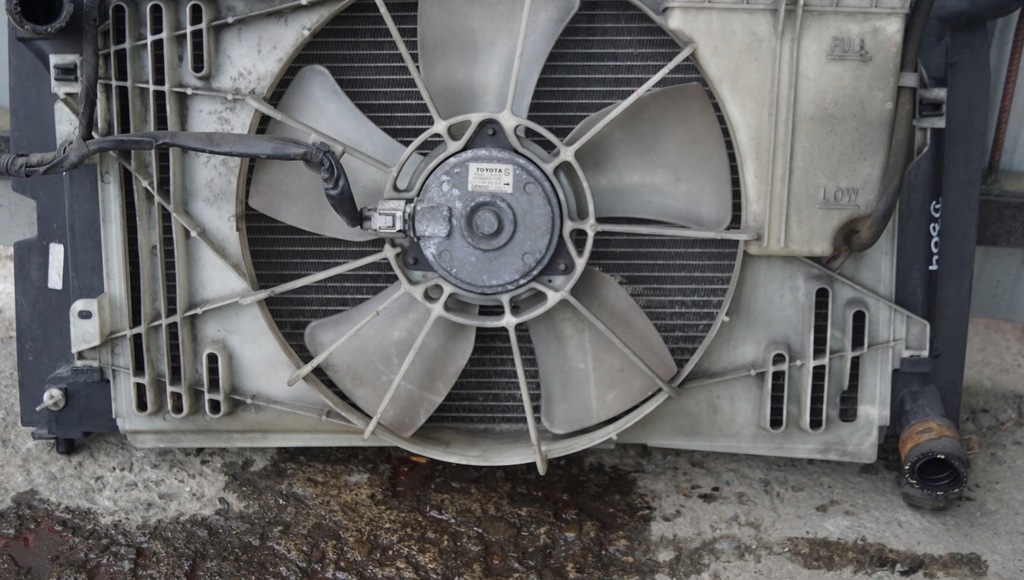 фото №4, Радиатор вентилятор toyota avensis t25 1.8 b