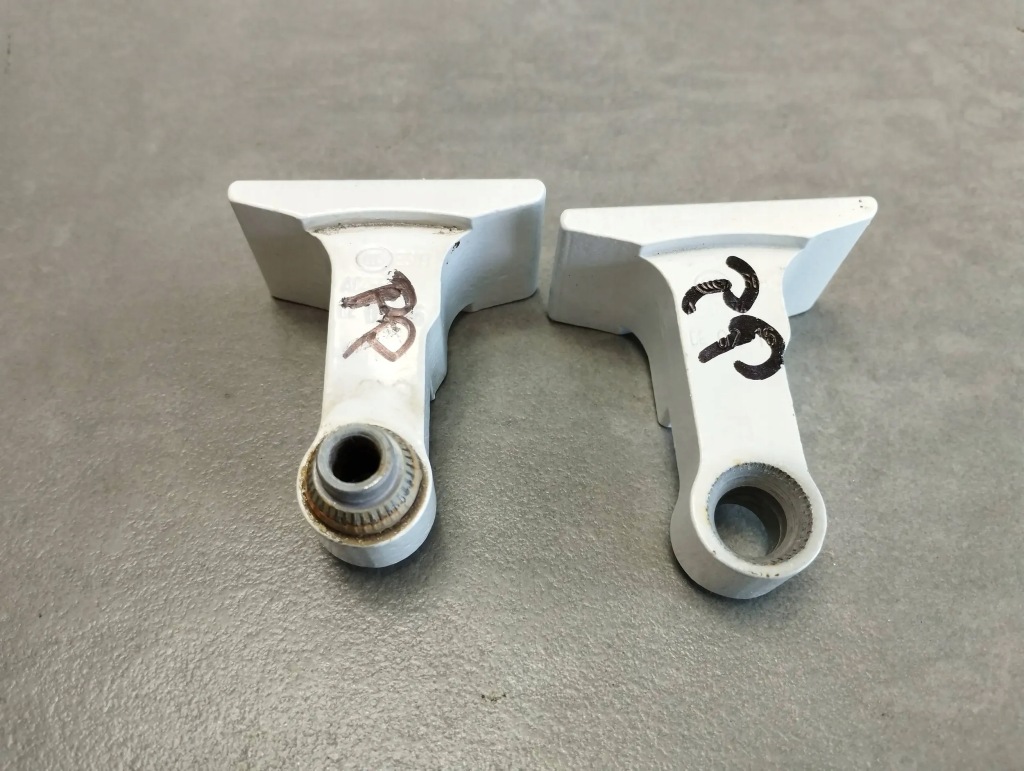 фото №1, Bmw 7 g11 петли дверь правое перед 7333062 с кузов