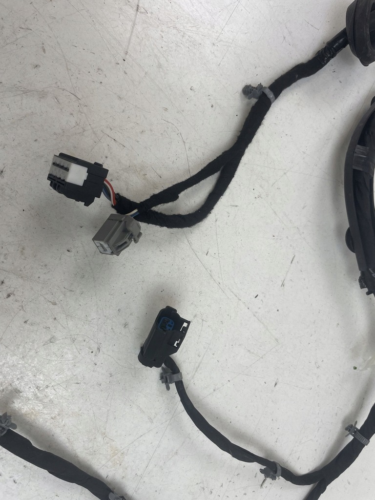 фото №9, 2018 cadillac escalade iv жгут дверь задних 84305343