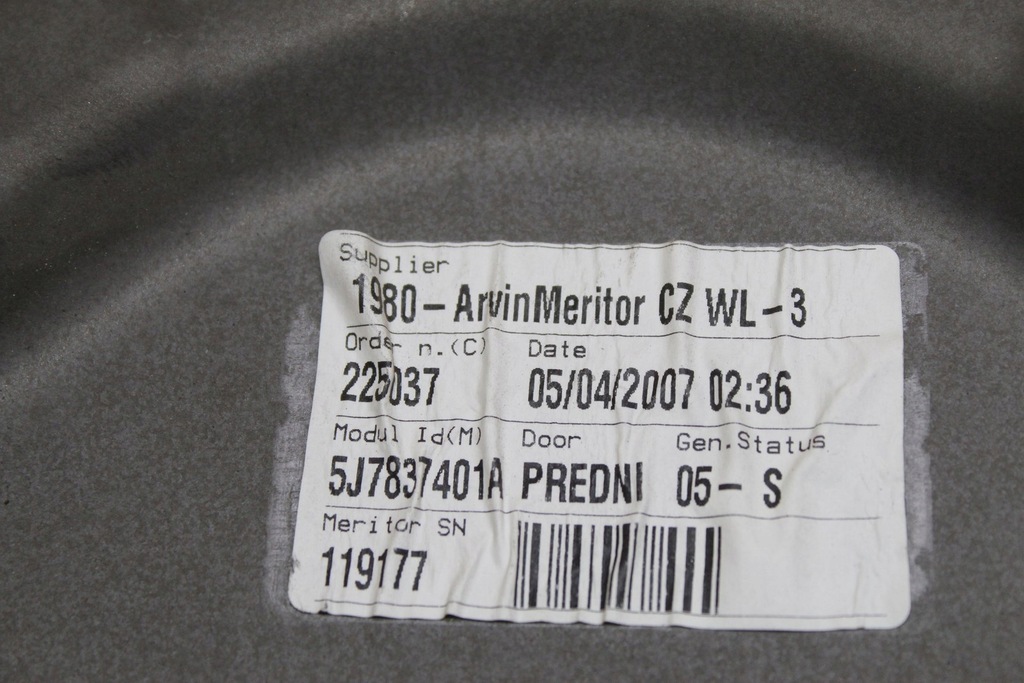 фото №7, Подъемник стекло левый перед 5j7837401a roomster