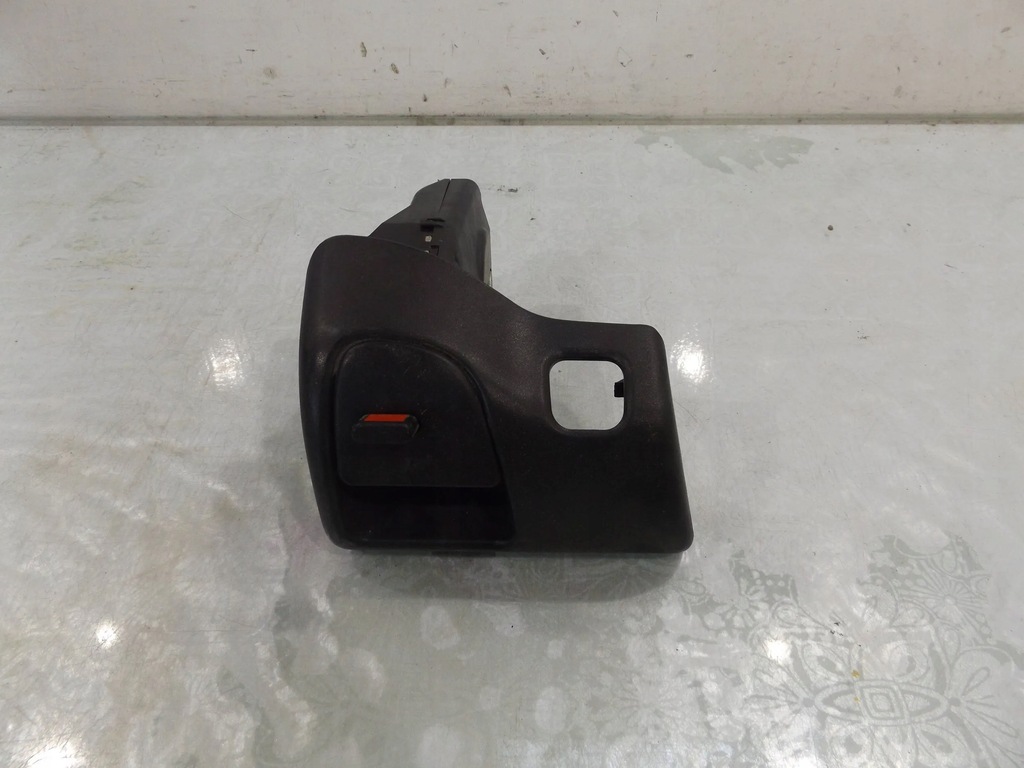 фото №1, W 169 замок сидіння лівий задня