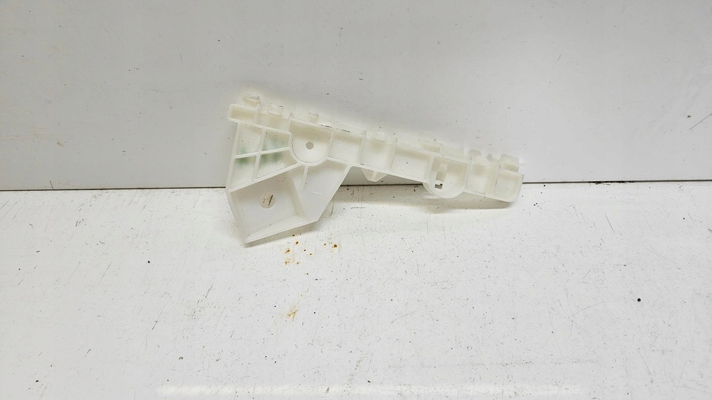 фото №1, Mitsubishi space star lift 16-18 направляющая бампера перед левый