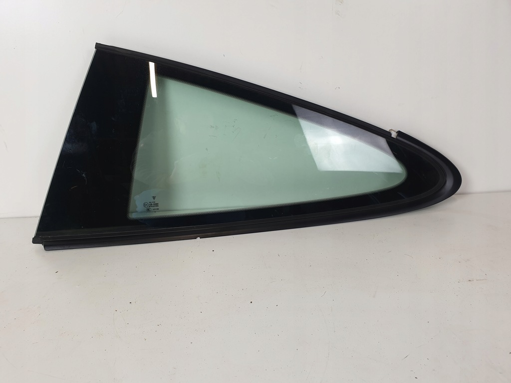 фото №1, Porsche 911 997 стекло боковая левая 2006 r