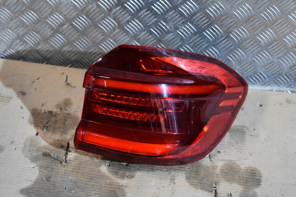 фото №1, Idealna лампа задняя правая bmw g01 x3 1