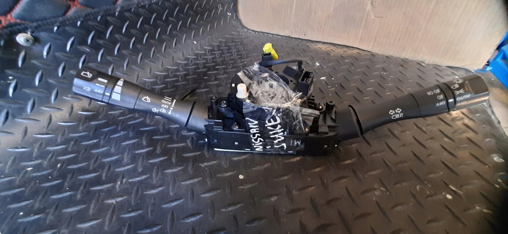 фото №1, Переключатель комбинированный лента nissan juke f15