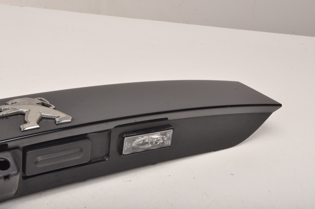 фото №10, Peugeot 2008 ii накладка молдинг кришки 9828080180