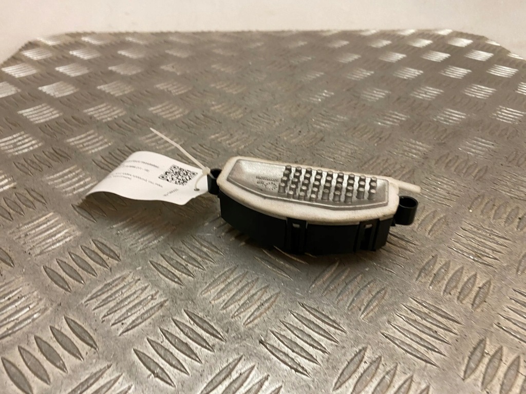 фото №9, Mercedes-benz cls c218 amg 2017 резистор / резистор вентилятор обдув