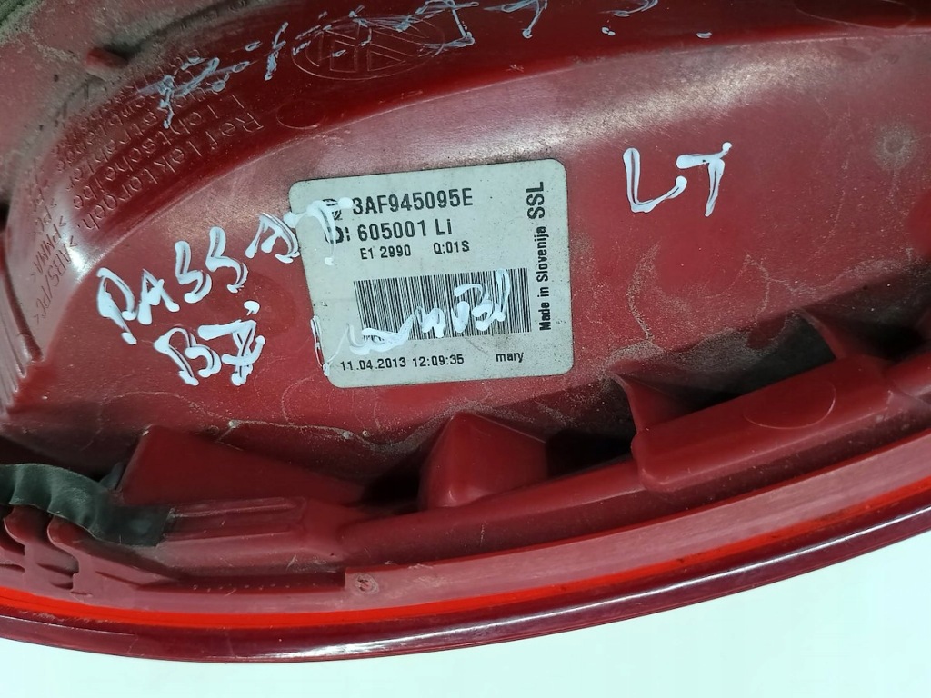 фото №13, Лампы задняя комплект vw passat b7 3af945095e 3af945096e kombi