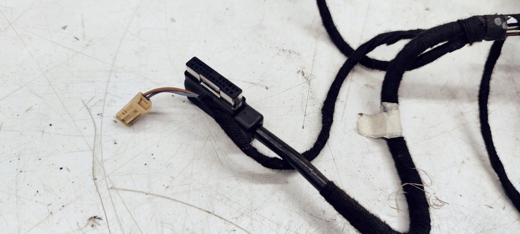 фото №13, Джгут панелі приладової панелі audi a4 b8 a5 8f001109