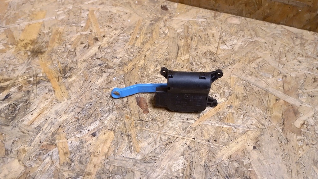 фото №5, Audi a4 b6 2.5 v6 tdi cabrio моторчик обігрівача