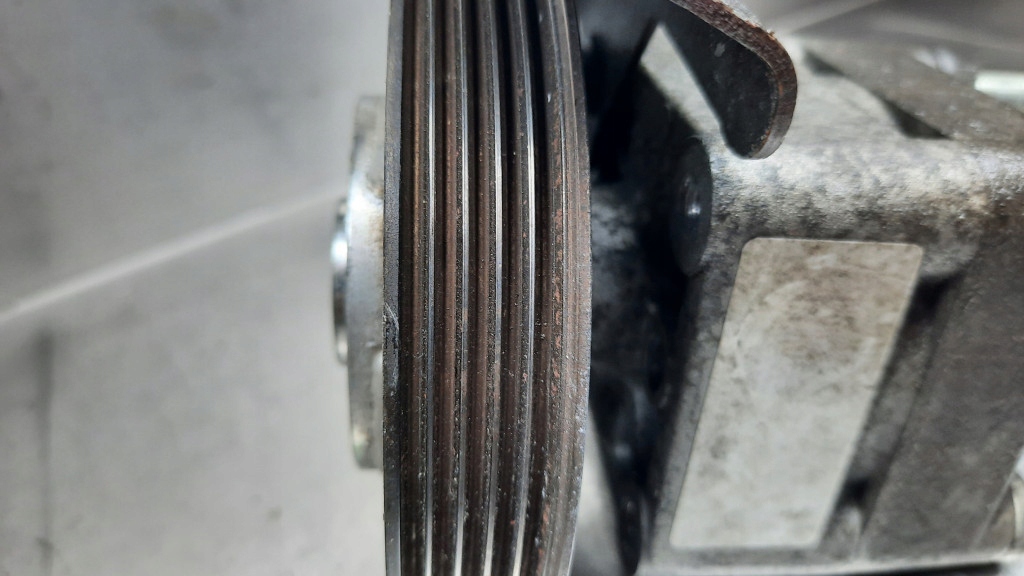 фото №5, Насос усилителя 31280320 volvo v70 s80 xc70 xc60