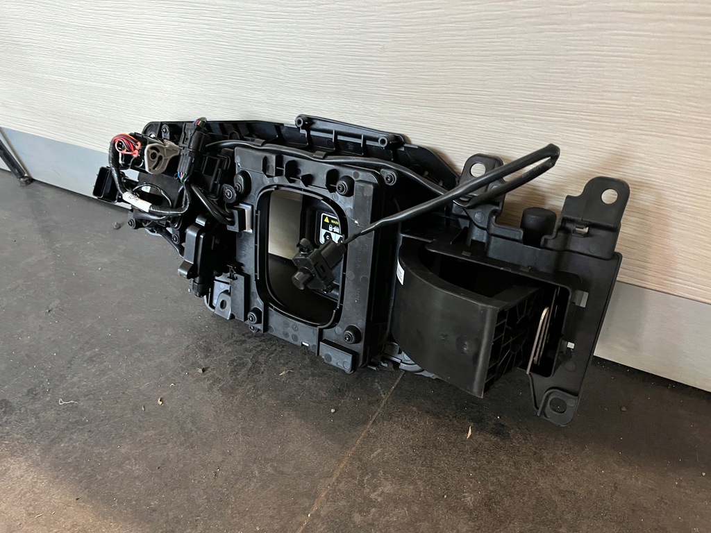 фото №8, Штекер разъём зарядное устройство hyundai kona ev