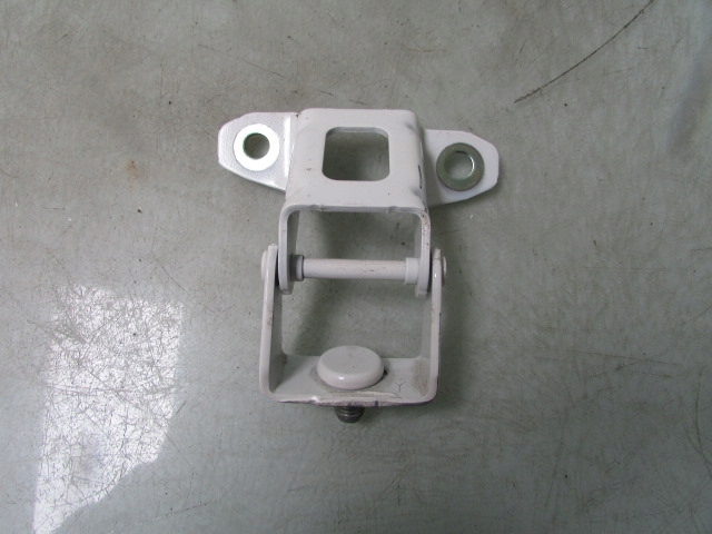 фото №1, Mazda 3 bp iv 19r петля крышки левый задняя задний a4d