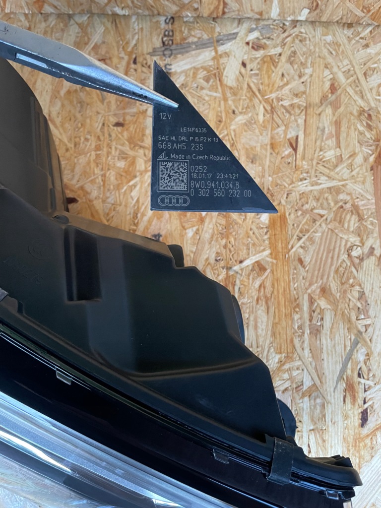 Купить Фара правый  full led audi a4 8w америка!