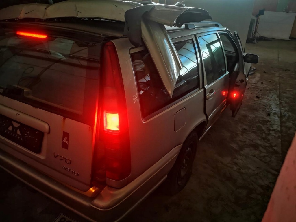 фото №8, Volvo v70 датчик подушки безопасности воздушной srs 2000 2.5l 8622326a a000135042