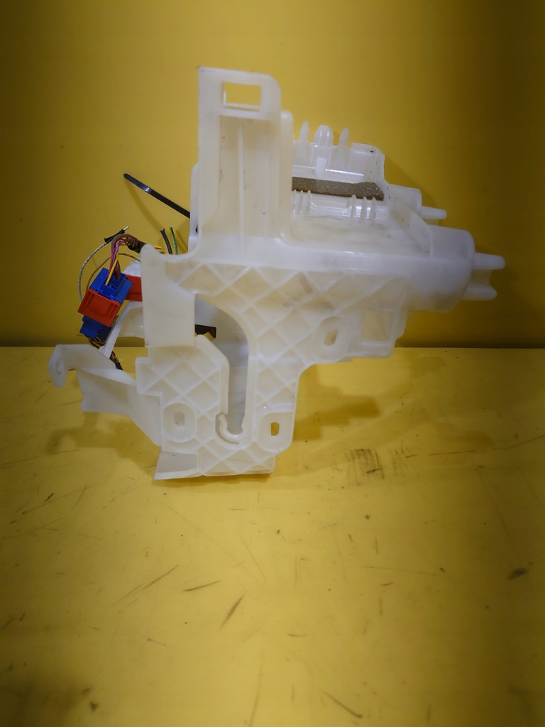 фото №5, Citroen c4 - кронштейн кронштейн модуль bsi 9687440680