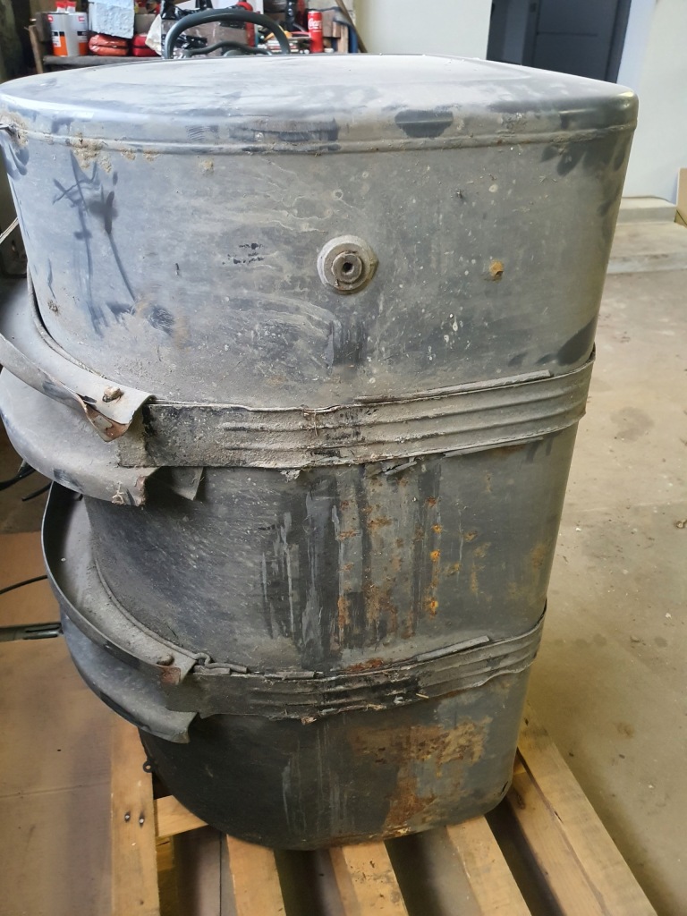 Бак топлива renault magnum dxi 20507933 Цена