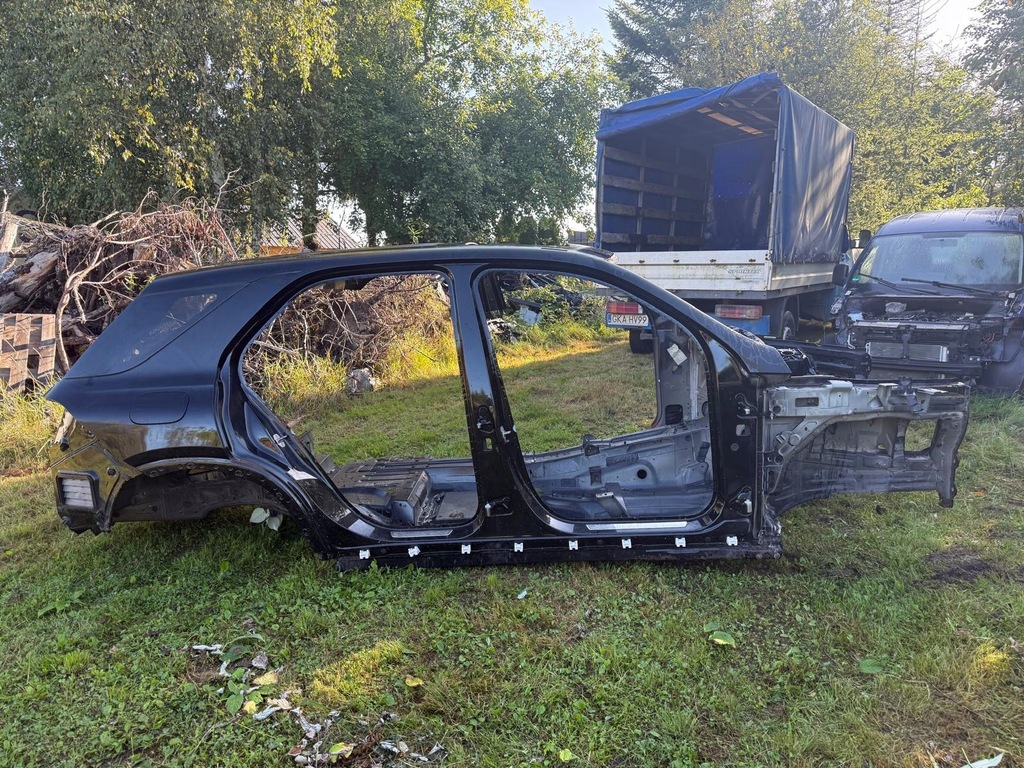 фото №1, Крила чверть перед задня права bok поріг mercedes gle w167 suv 1