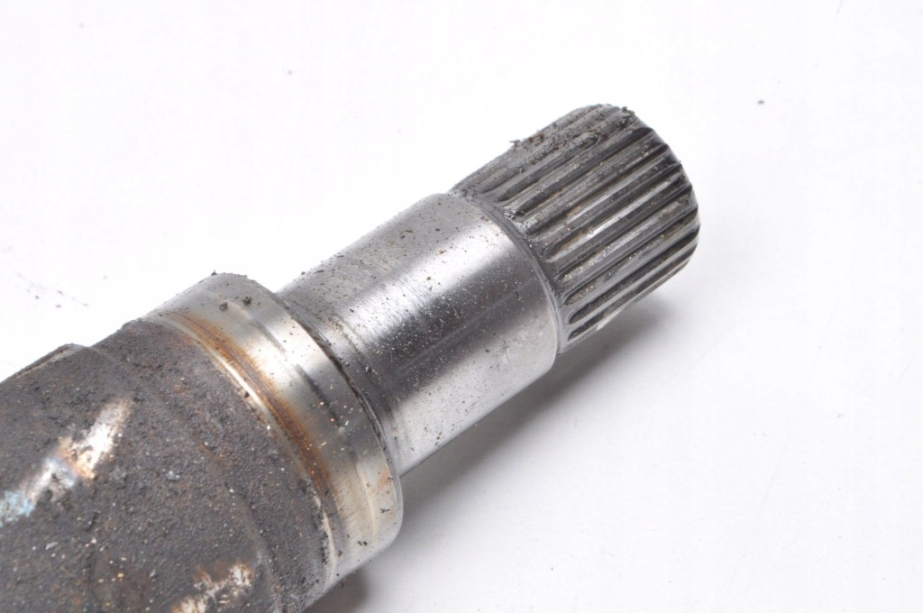 Volvo v40 2 1.6 d2 114km приводной вал правая длинная механическая коробка передач p31280678 Недорого