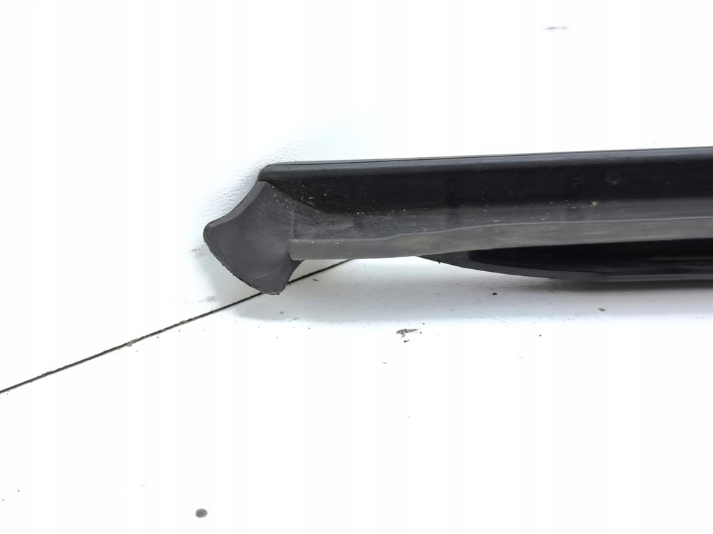 фото №9, Audi a4 s4 b8 8k 2009 правая сторона молдинг стекло лобовое / передней