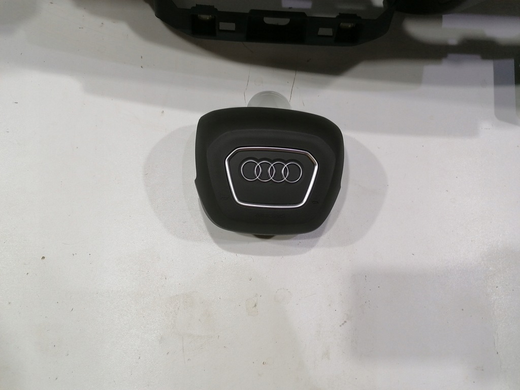 фото №6, Audi q7 4m приборная панель консоль подушка безопасности подушки безопасности ремни