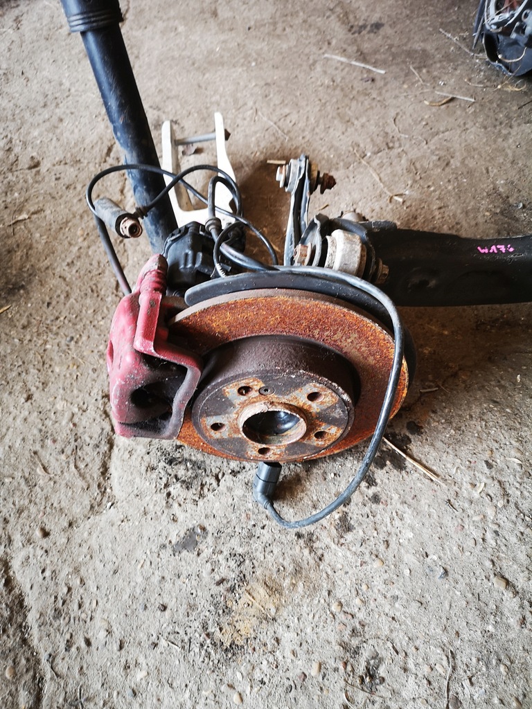 фото №10, Mercedes w176 поворотный кулак ступица амортизатор рычаги