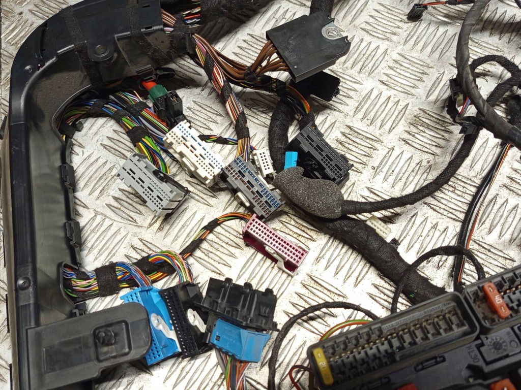 фото №8, Bmw x2 f39 2.0d автоматична коробка передач джгут трубопровід електропроводка електрична салону kpl