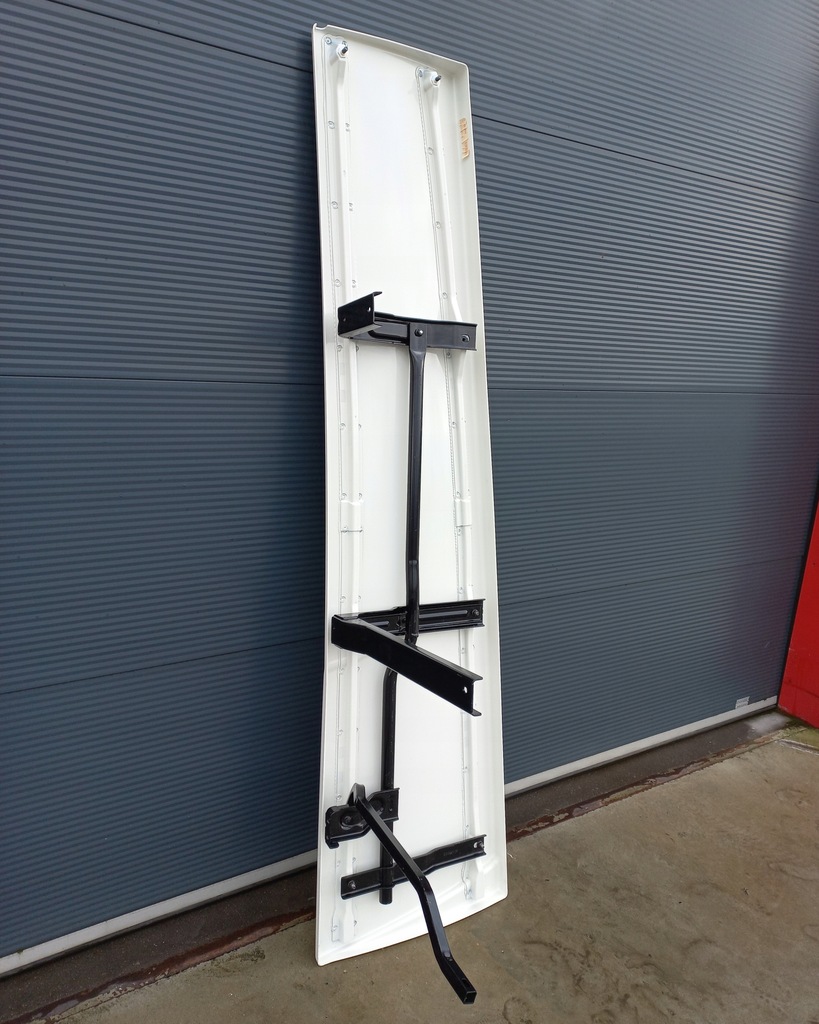 фото №15, Новый оригинальный спойлер закабинный спойлер + каркас ветровик volvo fh 4 fh 5