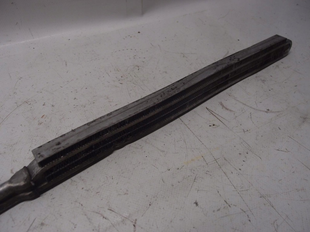 фото №7, Радиатор масла mercedes c-klasa w204 a2045001001