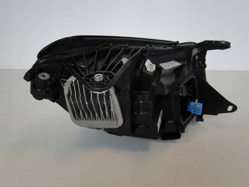 фото №14, Mercedes slc r172 172 лампа левая led карбон