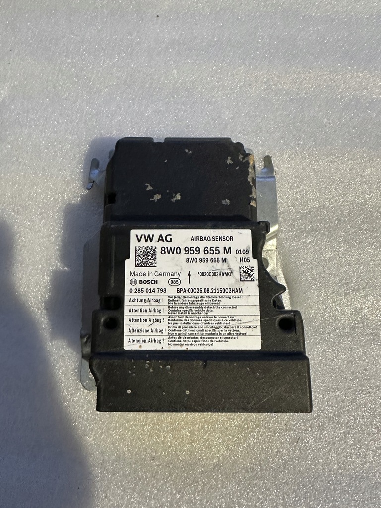 фото №1, Датчик модуль подушка безпеки audi 8w0959655m