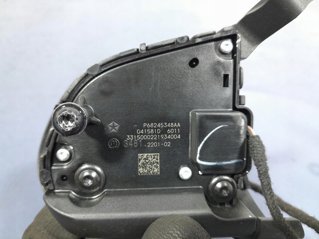 фото №8, Challenger iii lift 15- перемикачі керма багатофункціональний 68245351ab