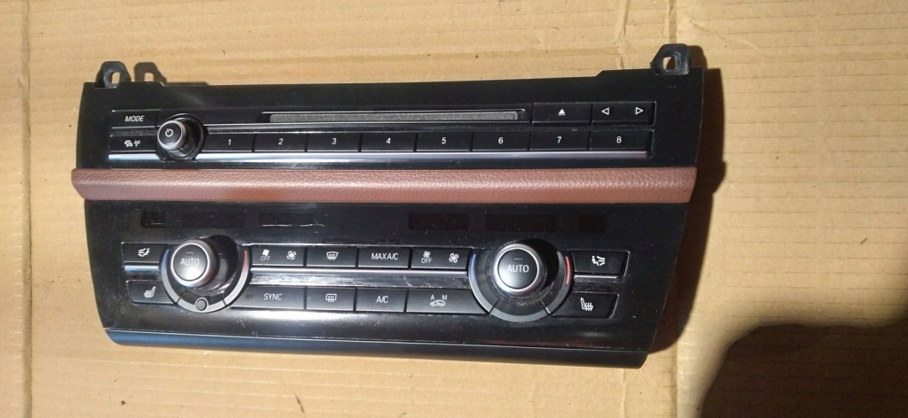 фото №1, Bmw f10 f11 панель кондиционера радио 9352761