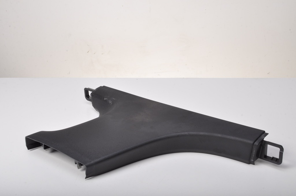 фото №1, Volvo v60 ii защита стойка пластик 31479223 правая