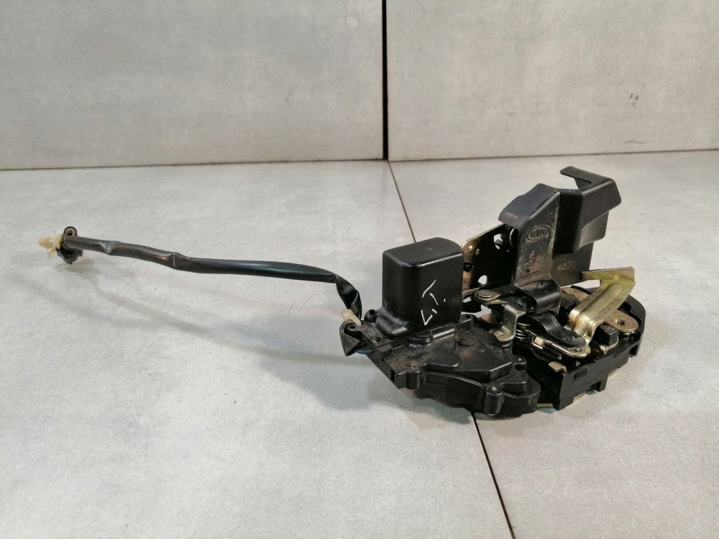 фото №8, Замок двері лівий задня kia shuma ii 1.6 16v